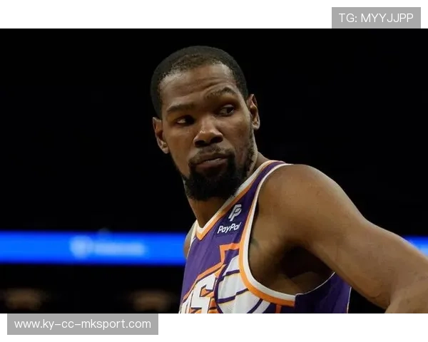 太阳杜兰特展现传球视野，精准助攻队友得分——场上信任与默契的新篇章